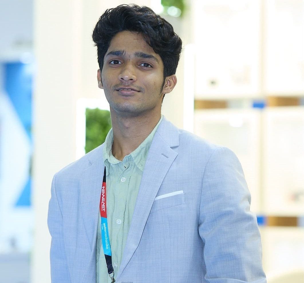 Marketing Executive Shaheed Kureshi Mineral Circles Bearings e1700823996859